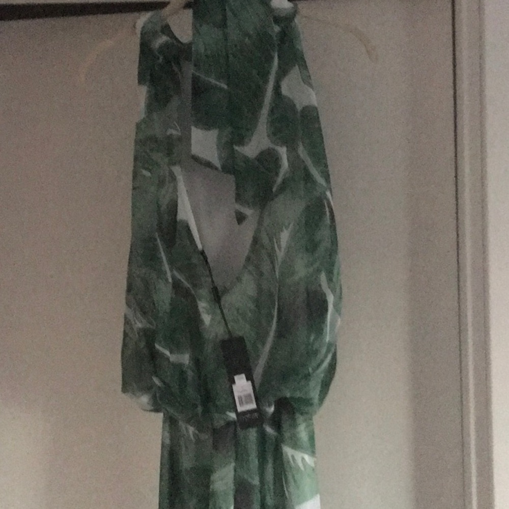 Sentimental new jumpsuit - Picture 5 of 11